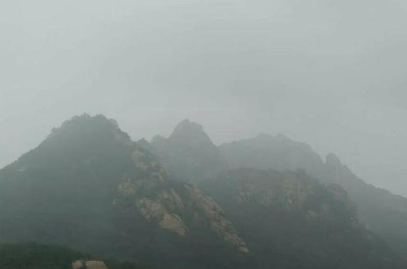 童戏驼峰